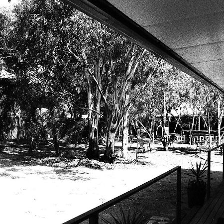 Under The Mount Motel Melrose Luaran gambar